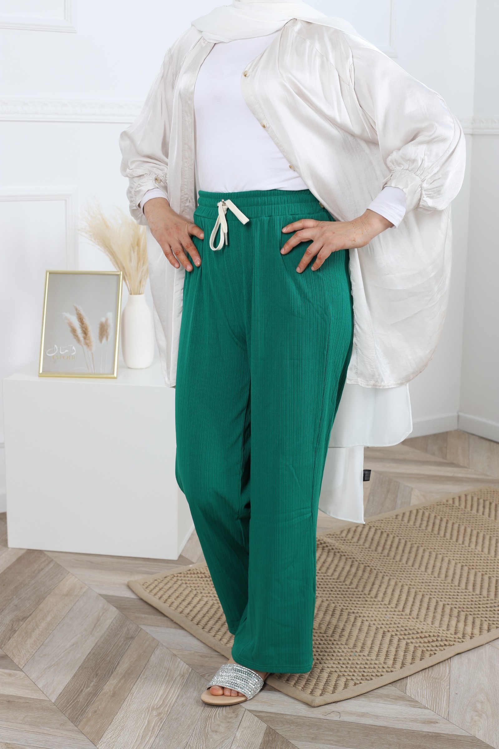 Fluid ribbed trousers