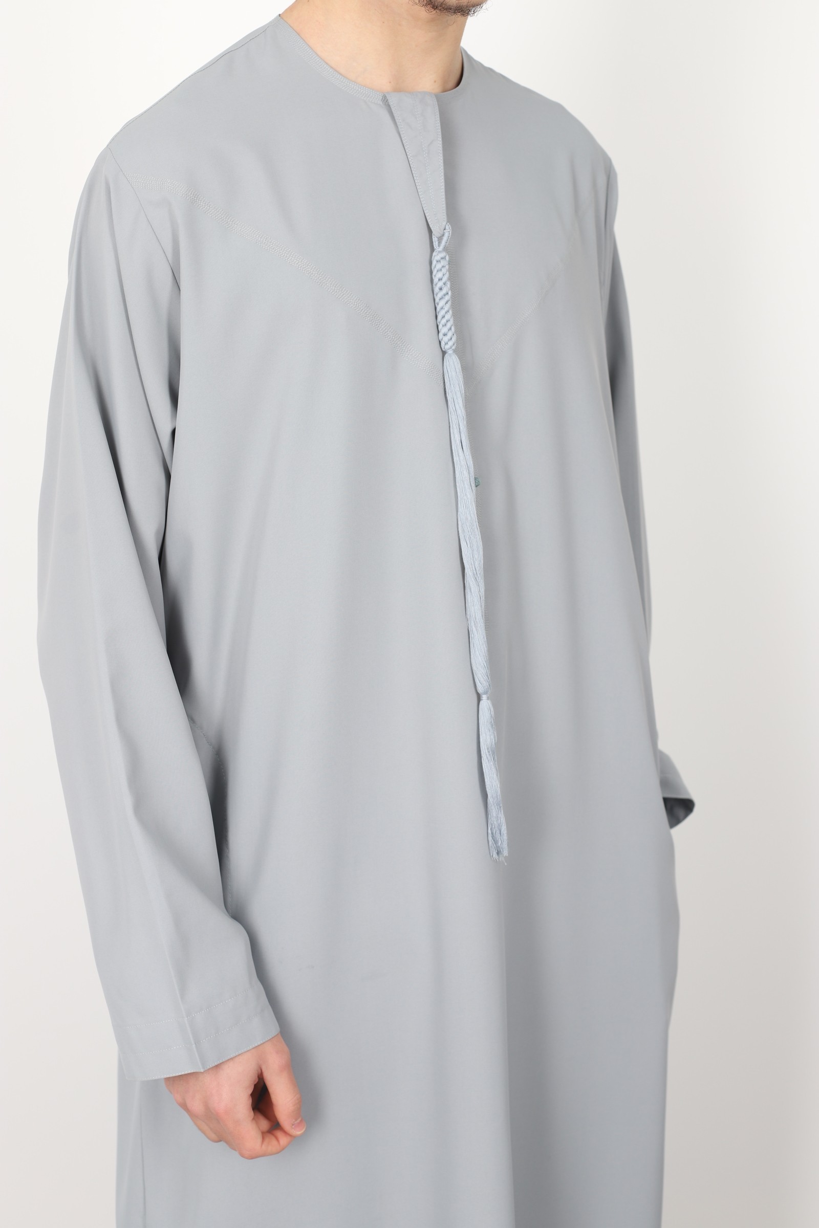 Thobe deluxe emirati light gray qamis new design
